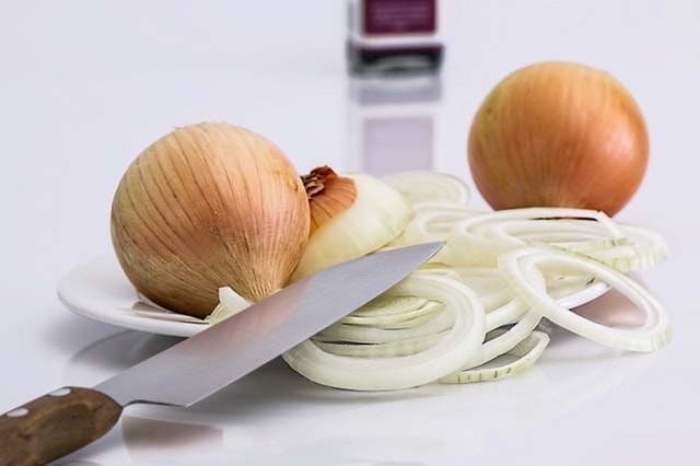 Onion Juice for beard growth